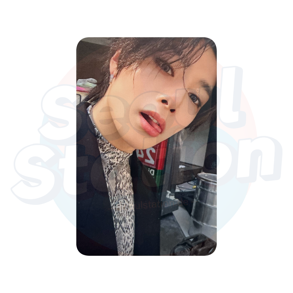 STRAY KIDS - SKZ IT TAPE 'DO IT' - PLATFORM PLVE Ver. - Official Photocard - SET B (Light Grey Back) i.n