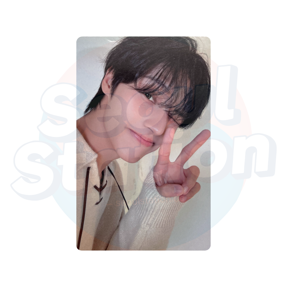 ATEEZ - 2026 Season's Greetings 'PASTRY SHOP' - KQ SHOP Photocard wooyoung