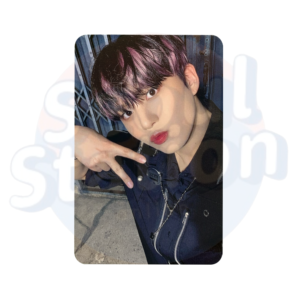 ATEEZ - THE WORLD EP.2 : OUTLAW - Apple Music Photo Card jongho