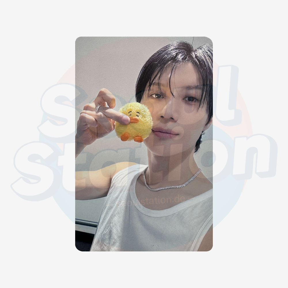 TAEMIN - GGUNG DAENG - POP-UP SHOP Photocard taemari in front