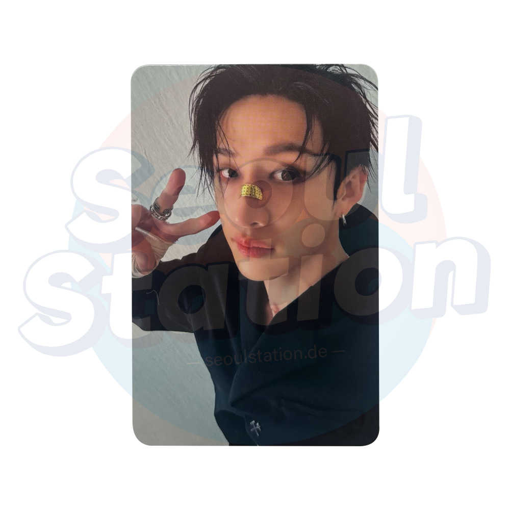 STRAY KIDS - KARMA - ACCORDION Album Ver. - Photocard (Ring Ver.) BangChan