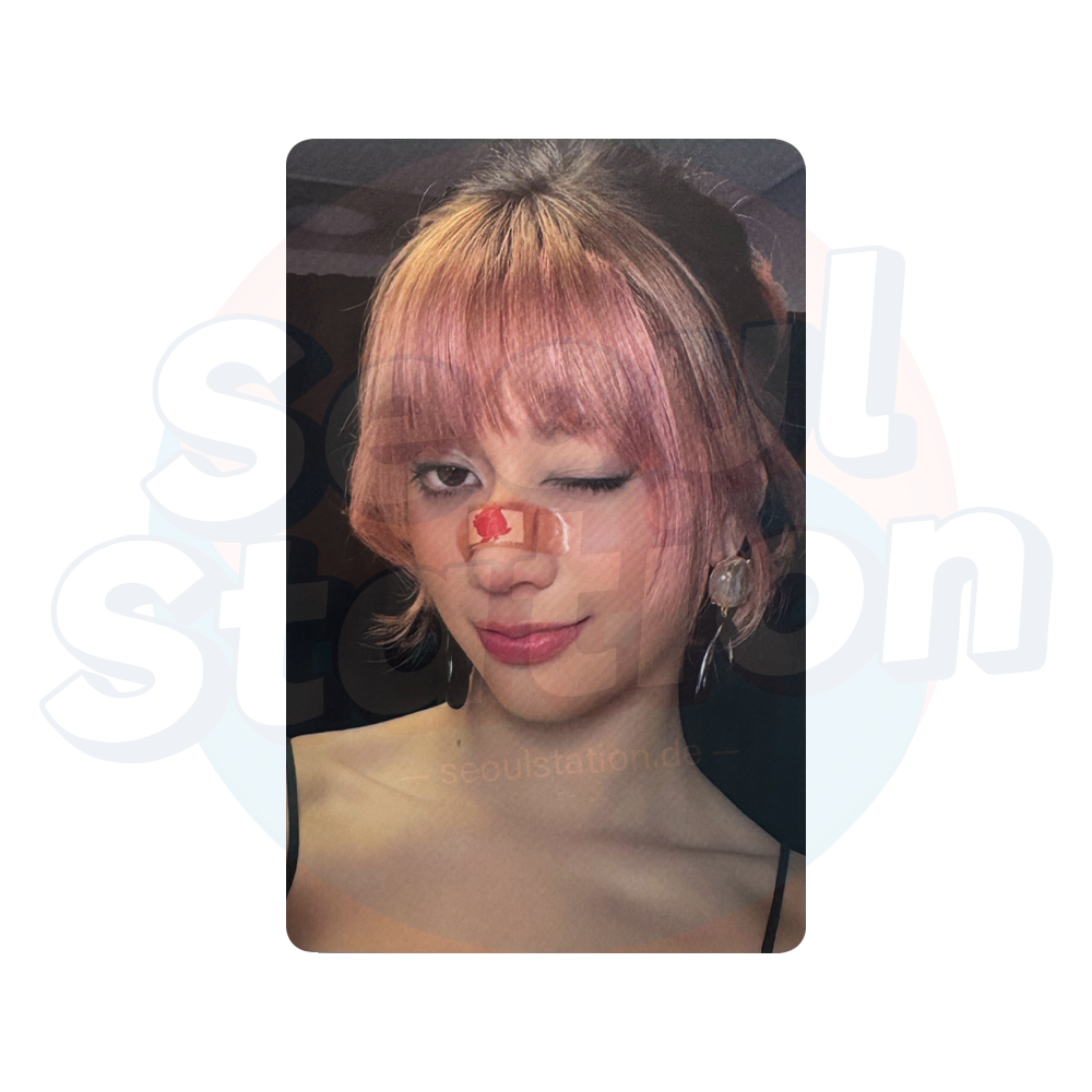 KATSEYE - 2nd EP 'BEAUTIFUL CHAOS' - Random Trading Card - SET B (Yellow) megan jewelry ver.