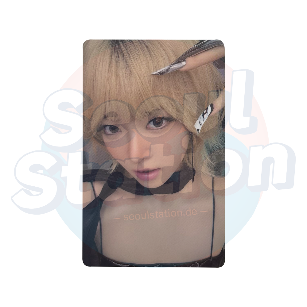 LE SSERAFIM - 5th Mini Album: HOT - WEVERSE Photo Card (Compact Ver.) Eunchae