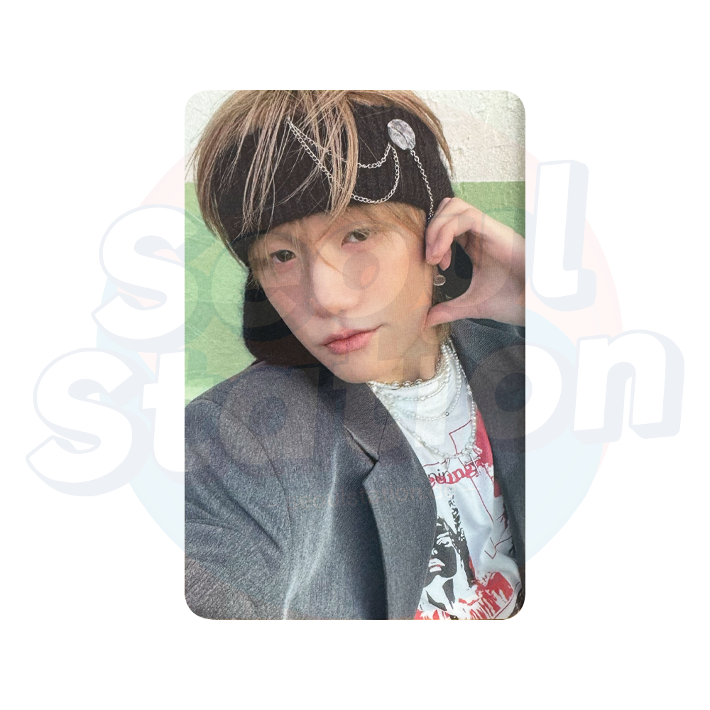 P1Harmony - 8th Mini Album 'DUH!' - APPLE MUSIC Photo Card (GREEN BACK) jongseob