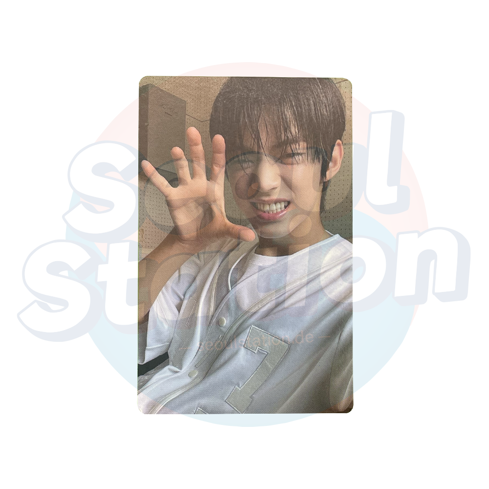 TWS - 1st Mini Album 'Sparkling Blue' - Weverse Photo Card