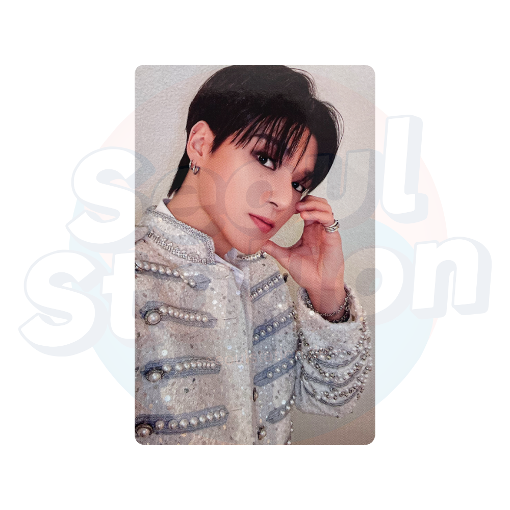 ATEEZ - 2025 World Tour 'TOWARDS THE LIGHT : WILL TO POWER' - YES24 Playcode Photocard wooyoung
