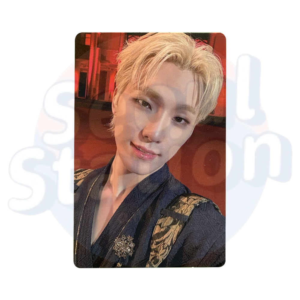 SEVENTEEN - 10th Mini Album 'FML' - DELUXE VER. Photo Card dino