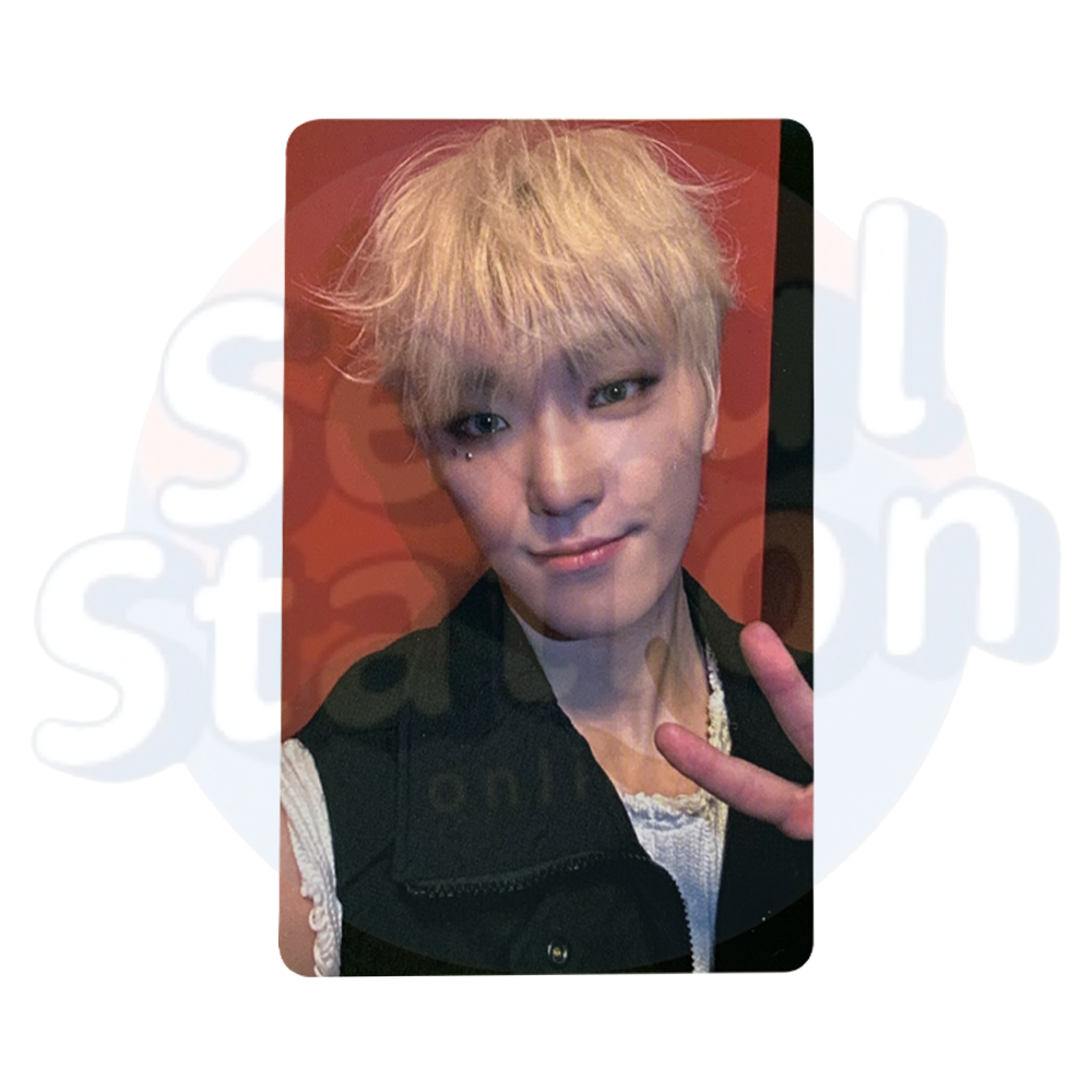 SEVENTEEN - 10th Mini Album 'FML' - Soundwave Photo Card dino