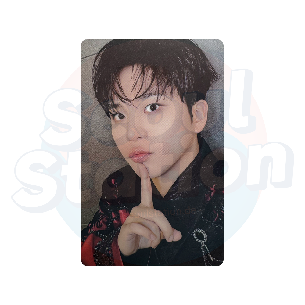 ATEEZ - 2025 World Tour 'IN YOUR FANTASY' In Incheon - Card - SET B jongho