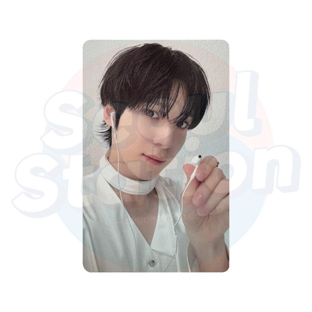 ATEEZ - 2025 World Tour 'IN YOUR FANTASY' In Incheon - Trading Card - SET D yunho