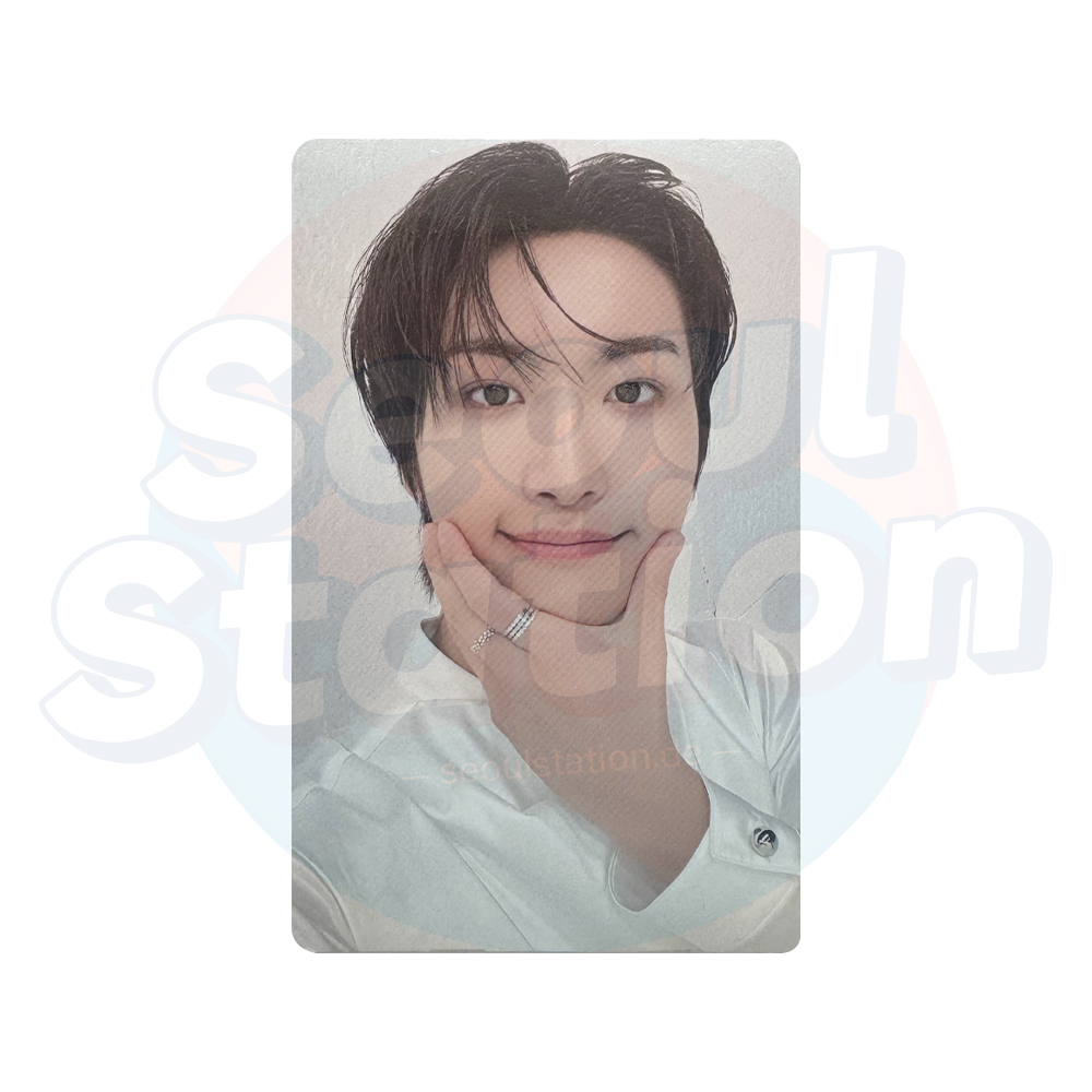 ATEEZ - 2025 World Tour 'IN YOUR FANTASY' In Incheon - Mito Photocard - Holding Chin Ver. seonghwa
