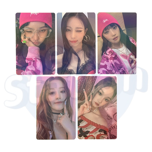 I-DLE - I FEEL - WEVERSE Holo Photocard