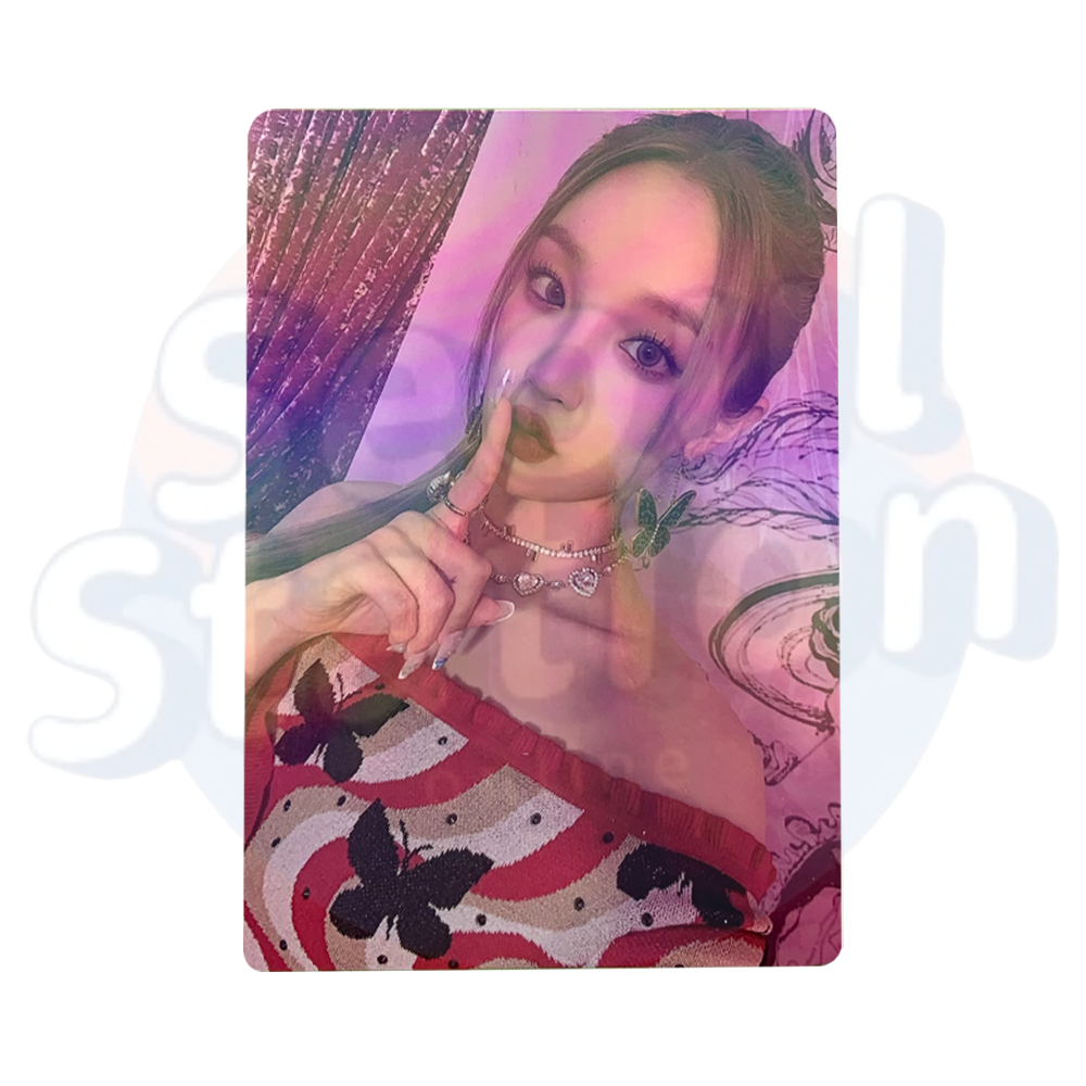 (G)I-DLE - I FEEL - WEVERSE Holo Standing Photo yuqi