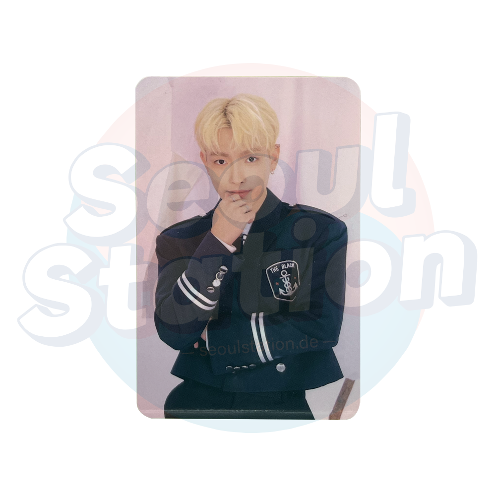 ATEEZ - ANITEEZ IN ILLUSION - Trading Card - Hongjoong