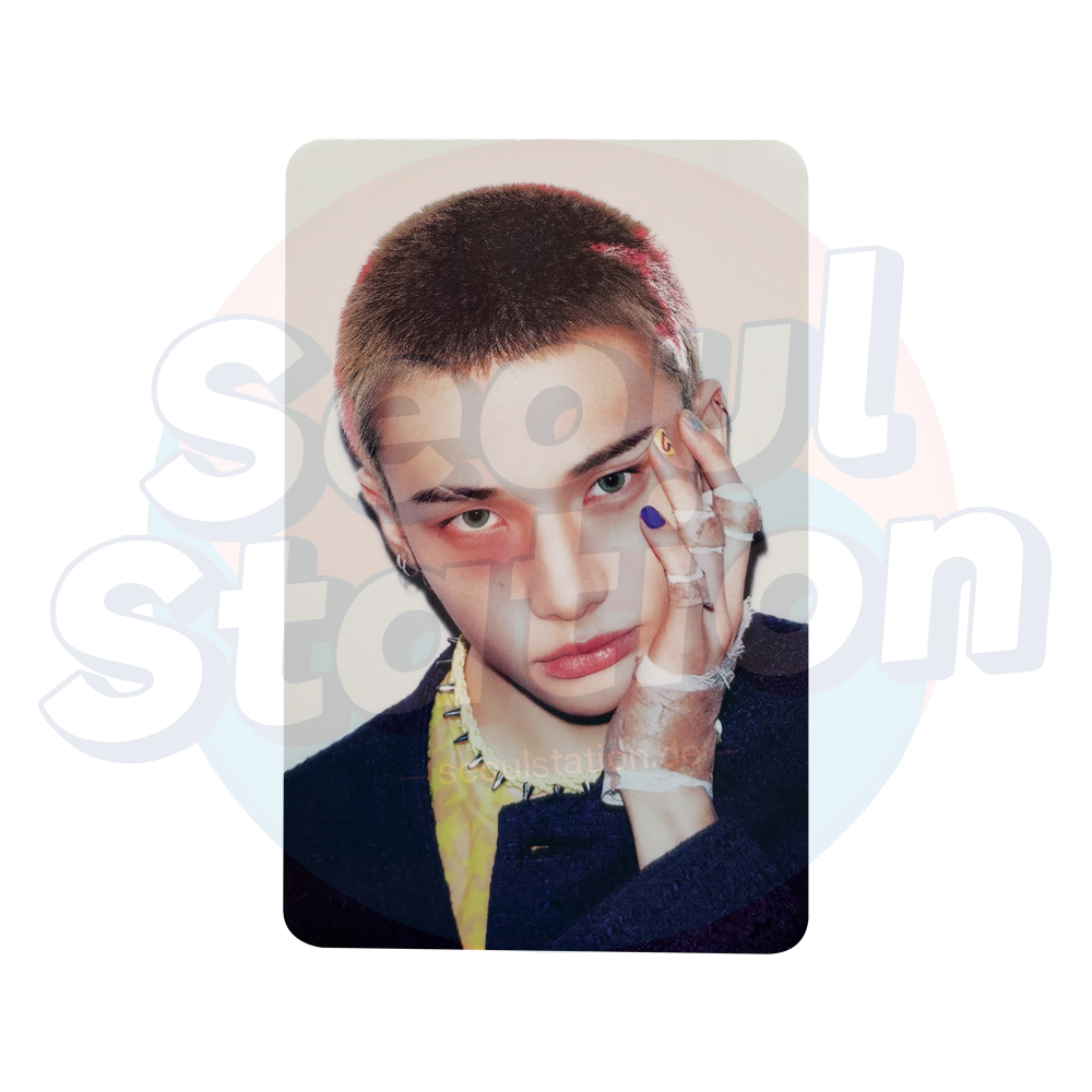 STRAY KIDS - KARMA - SKZOO Album Ver. - Photocard (White Background) Hyunjin