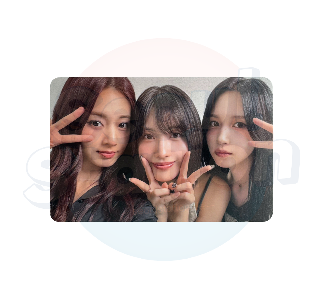 TWICE - 4th Full Album 'THIS IS FOR' - SOUNDWAVE Lucky Draw Photocard - UNIT Ver. unit 3 tzuyu momo mina
