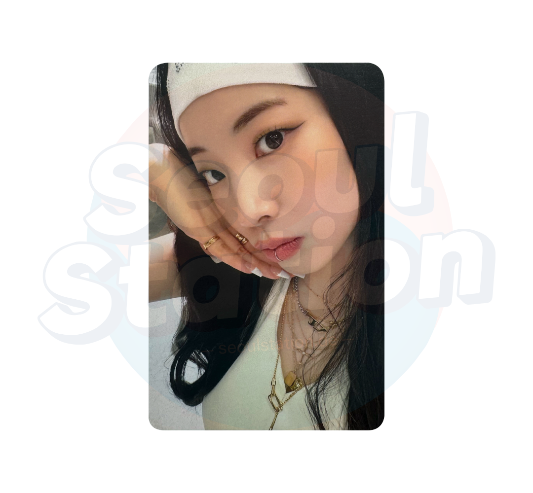 TWICE - 4th Full Album 'THIS IS FOR' - SOUNDWAVE Lucky Draw Photocard - SET B (Showing Face) dahyun