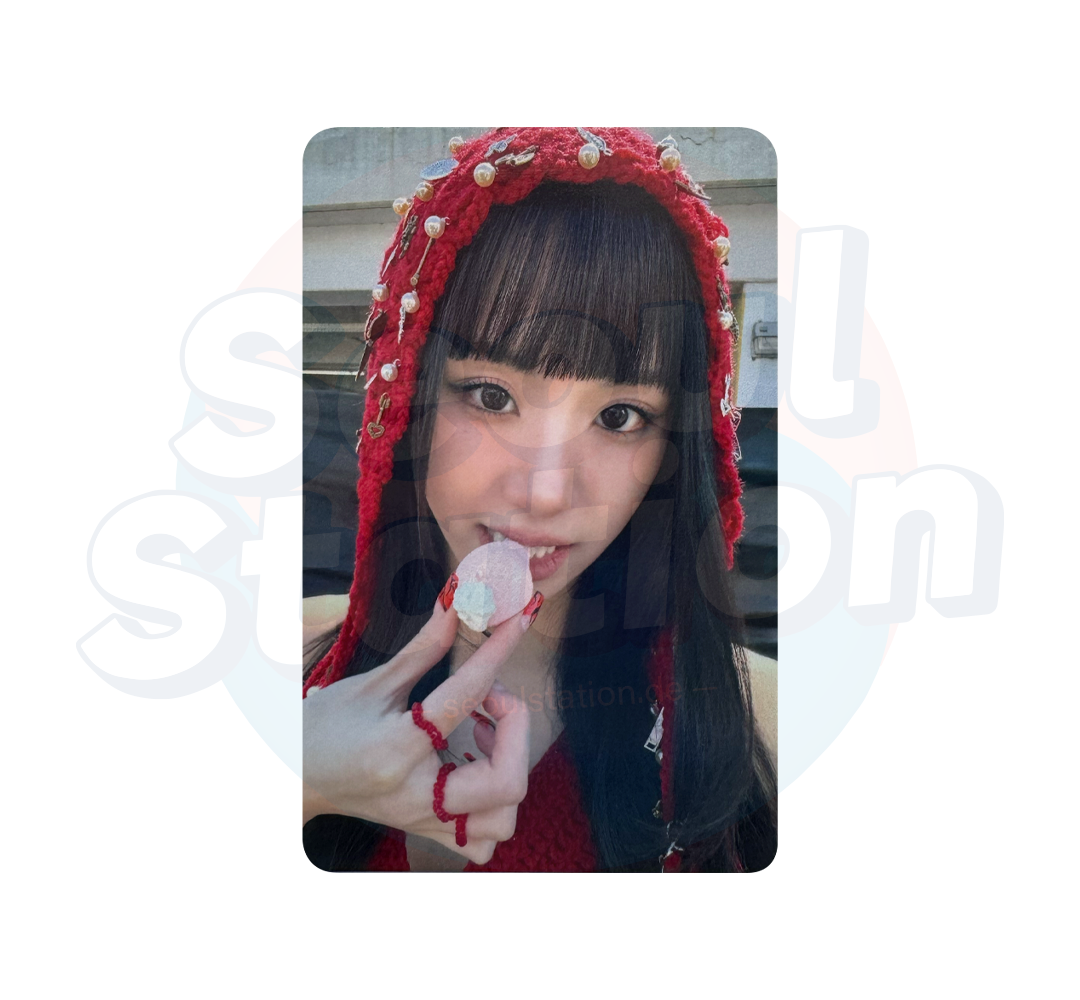 TWICE - 4th Full Album 'THIS IS FOR' - SOUNDWAVE Lucky Draw Photocard - SET A (Strawberry) chaeyoung