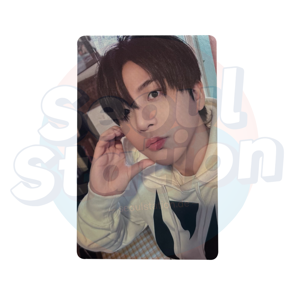 ATEEZ - BILLBOARD ARTIST: ATEEZ EDITION - Photocard Jongho