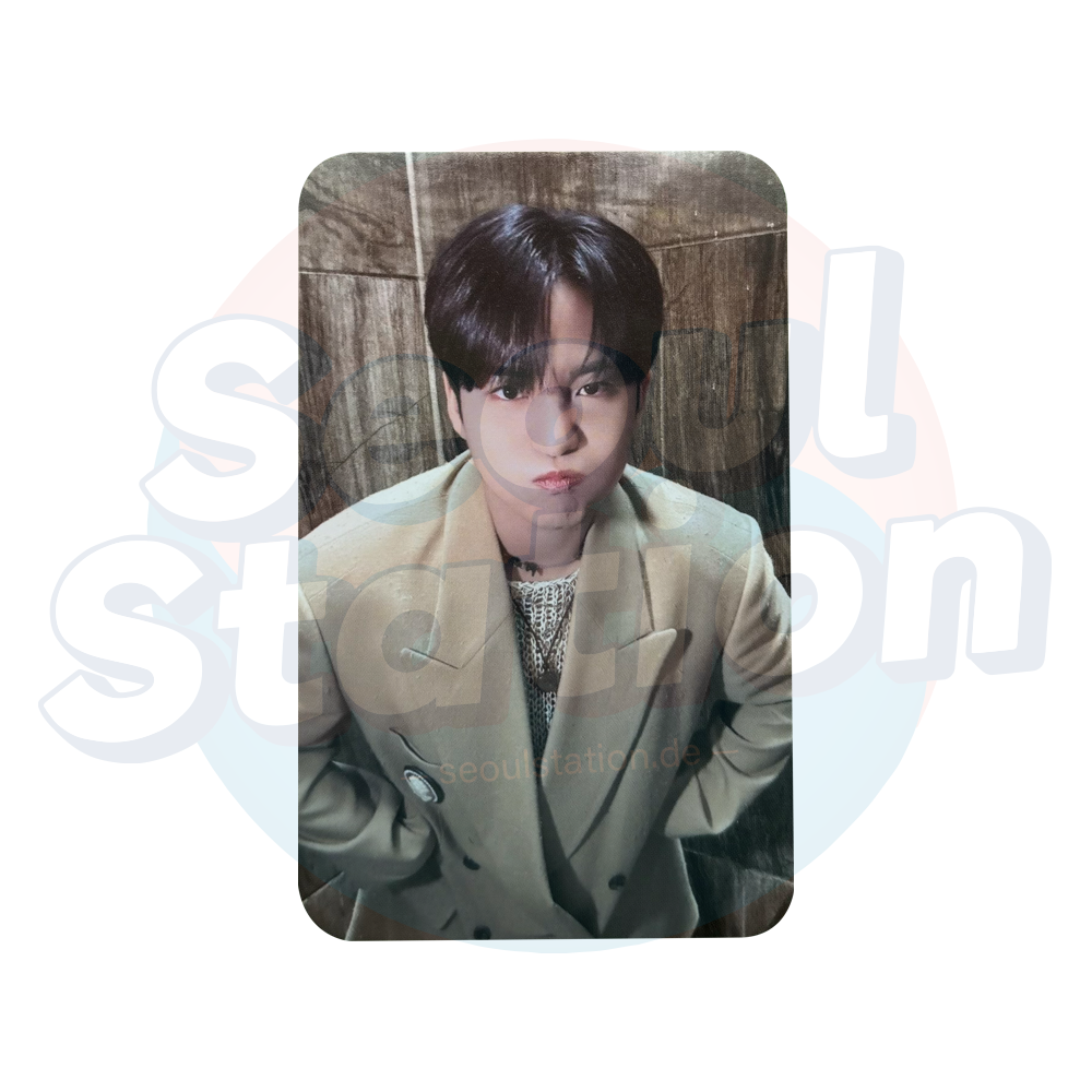 ATEEZ - GOLDEN HOUR Part.1 - TokToQ Platform Ver. Photo Card (Orange Back) Jongho