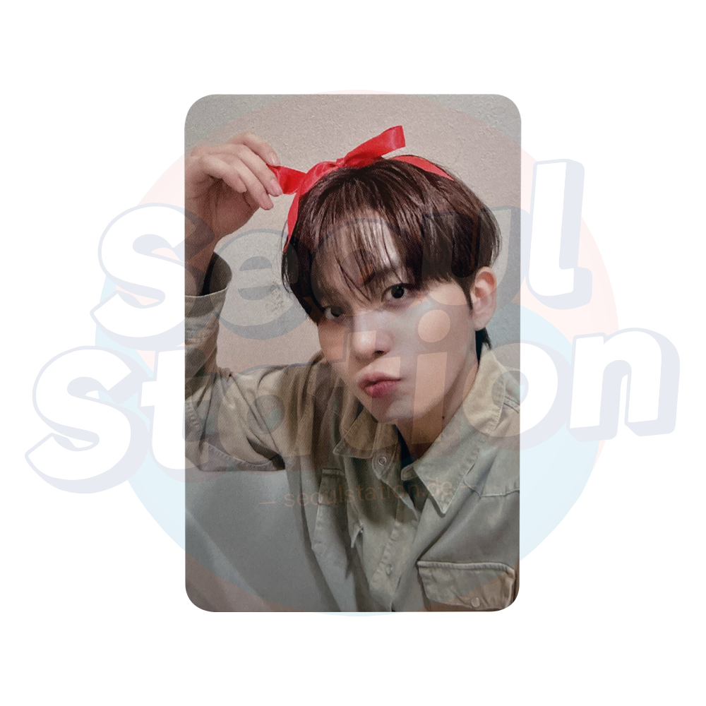 ATEEZ - 14th Mini Album 'GOLDEN HOUR Part.5' - SOUNDWAVE Lucky Draw Photocard (Bow Ver.) seoulstation.de