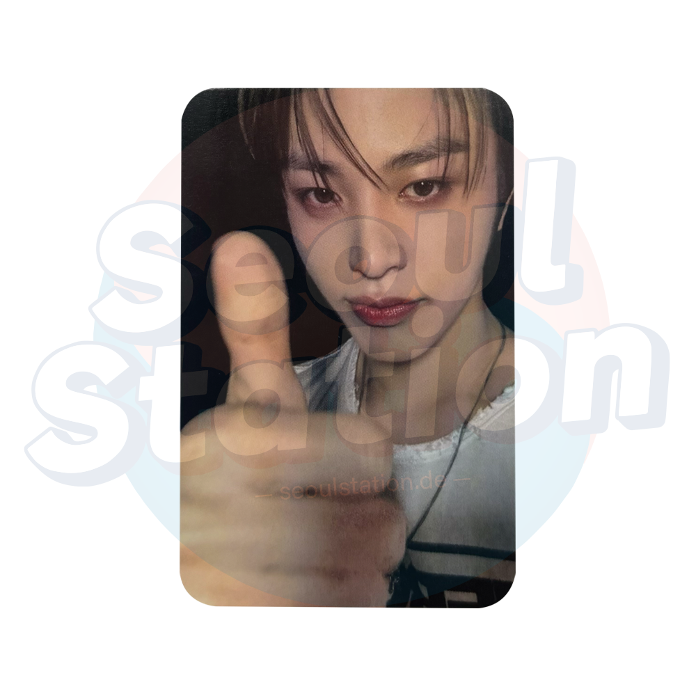 TREASURE - Special Mini Album 'PLEASURE - SOUNDWAVE Photocard Junghwan