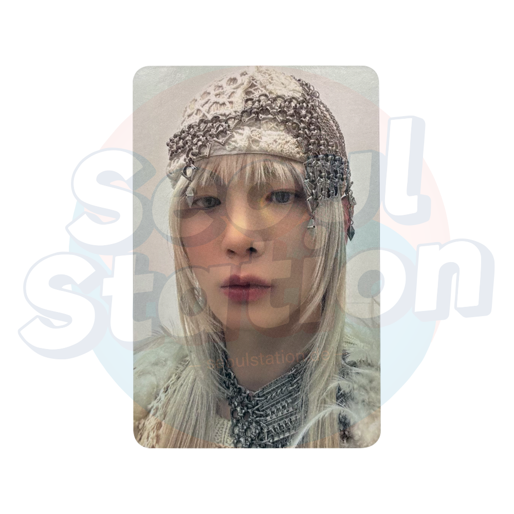 KEY - 3rd Album 'HUNTER' - APPLE MUSIC Photocard White