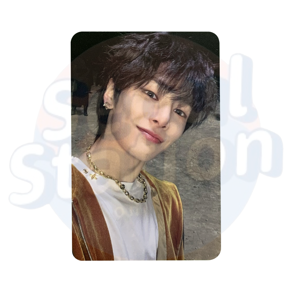 Stray Kids - The 3rd Album '5-STAR' - Soundwave 1st Round Lucky Draw Event Photo Card (Dark Grey Back) I.N