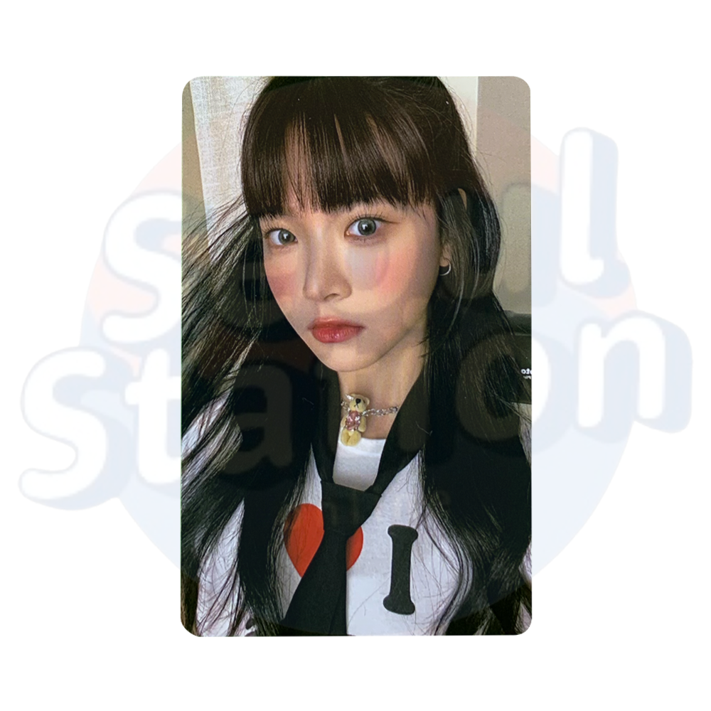 LE SSERAFIM - UNFORGIVEN - Powerstation Photo Card eunchae