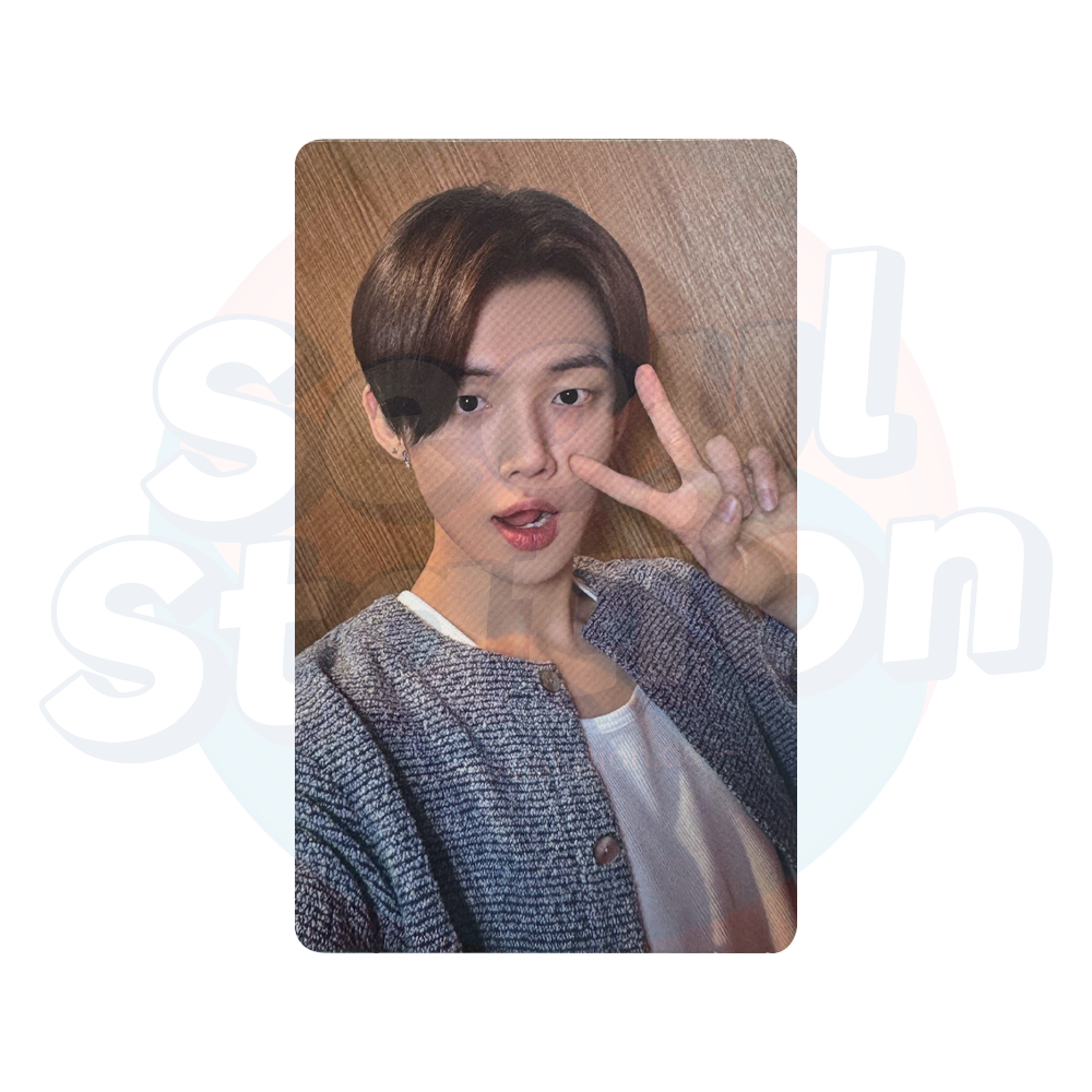 TXT – THE STAR CHAPTER : TOGETHER - WEVERSE 2nd Round Lucky Draw Photocard yeonjun