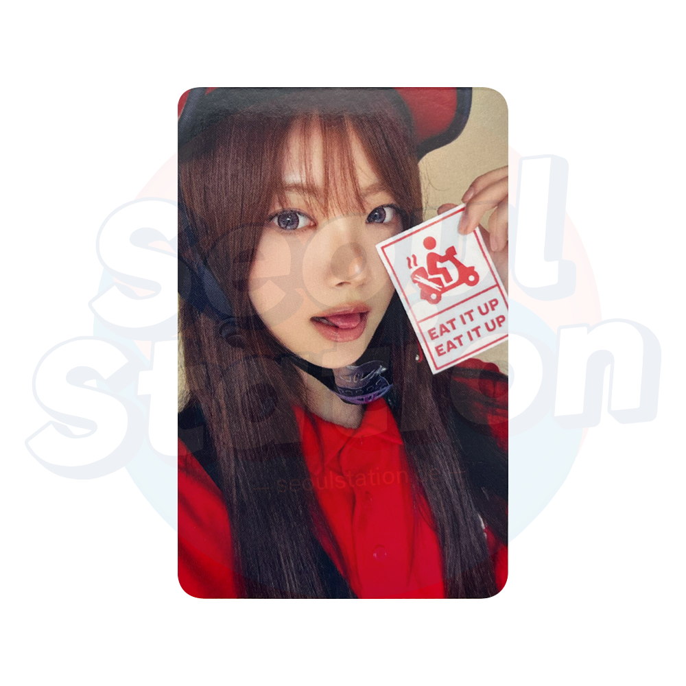 LE SSERAFIM - 1st Single Album 'SPAGHETTI' - APPLE MUSIC Photocard eunchae