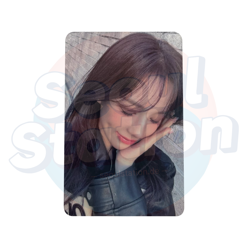 IZNA - Single Album 'BEEP' - APPLE MUSIC Photocard sarang