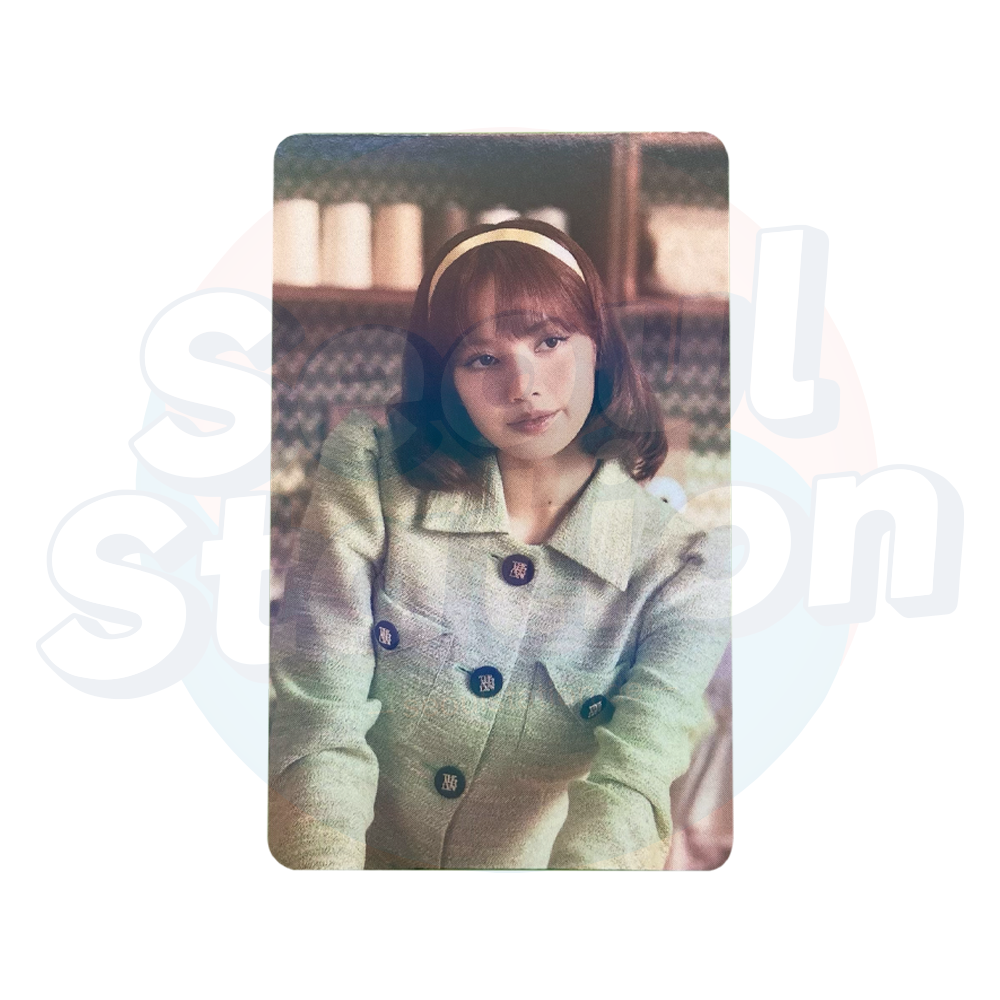 BLACKPINK - THE GAME - WEVERSE Holo Photo Card (Black back) lisa