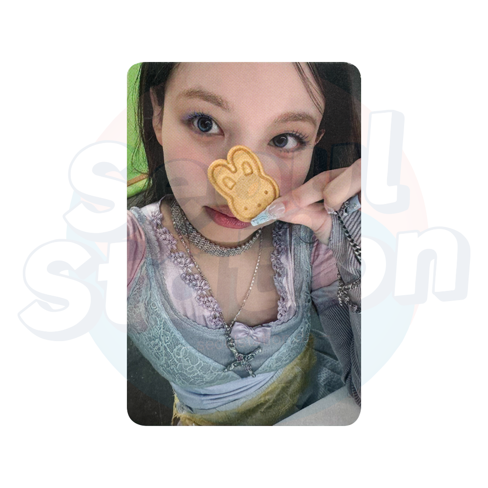 TWICE - 4th Full Album 'THIS IS FOR' - PHOTOBOOK Ver. - SOUNDWAVE Photocard nayeon
