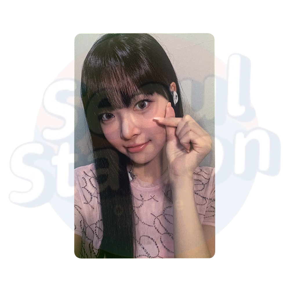 LE SSERAFIM - UNFORGIVEN - M2U 2nd Round Photo Card eunchae