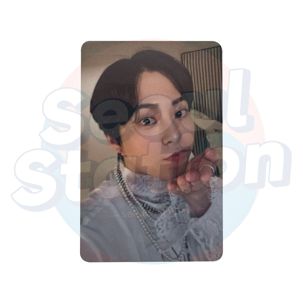 XIUMIN - 2nd Mini Album 'INTERVIEW X' - Apple Music Photo Card 2