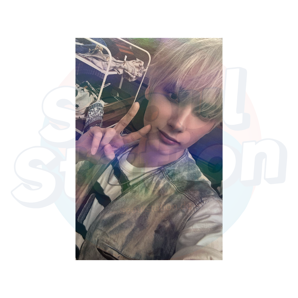 TXT - 2026 Deco Kit 'THE GODS' FLEA MARKET' - WEVERSE HOLO Photocard huening kai