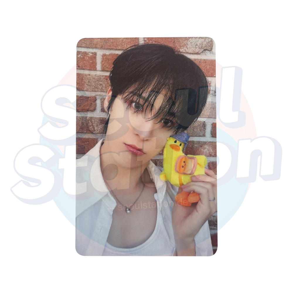 ATEEZ - GOLDEN HOUR Part.3 - APPLE MUSIC Photocard Yunho