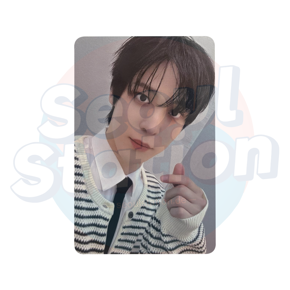 ATEEZ - GOLDEN HOUR Part.3 - EVERLINE Lucky Draw Photocard Yunho
