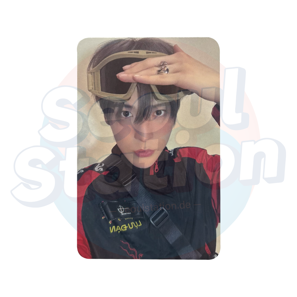 ATEEZ - ANITEEZ IN TREASURE - OFFICIAL MD SOUNDWAVE Photocard Yunho