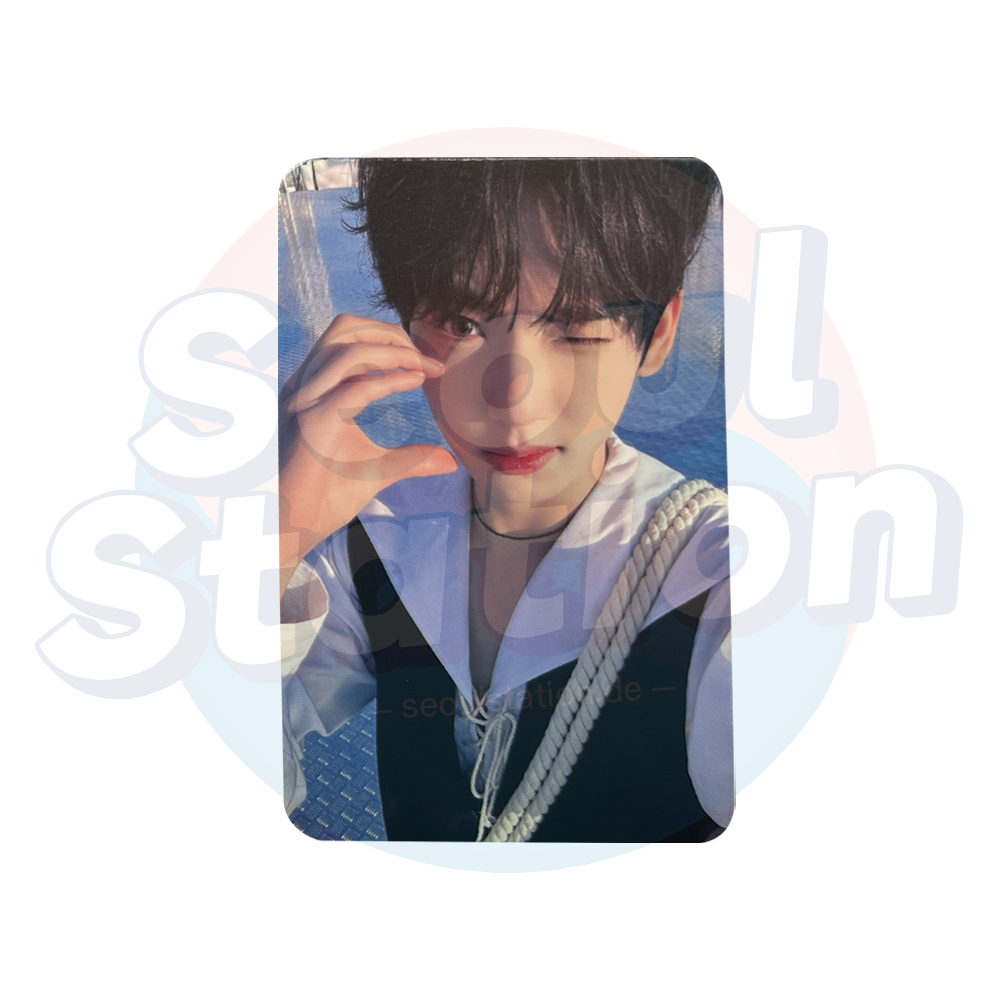 ZEROBASEONE - YOU HAD ME AT HELLO - PHOTO BOOK VER. - Soundwave Photo Card