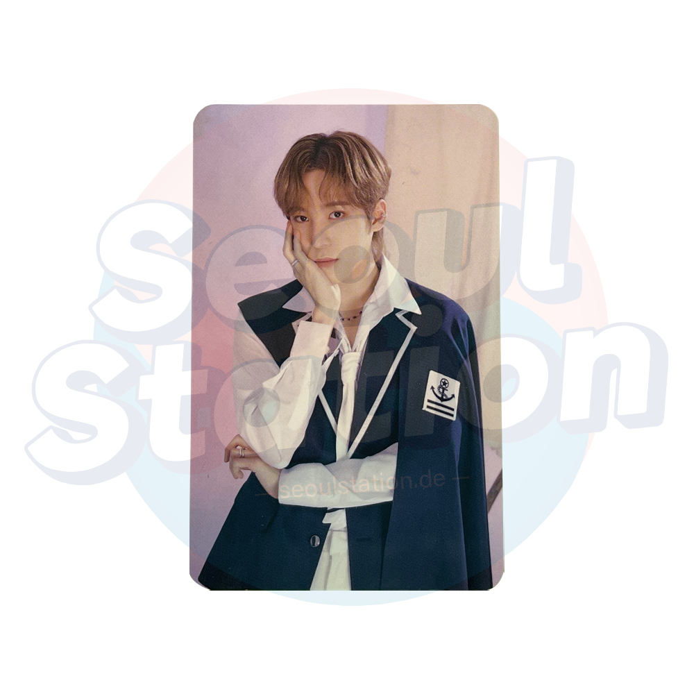ATEEZ - ANITEEZ IN ILLUSION - Trading Card - Yunho