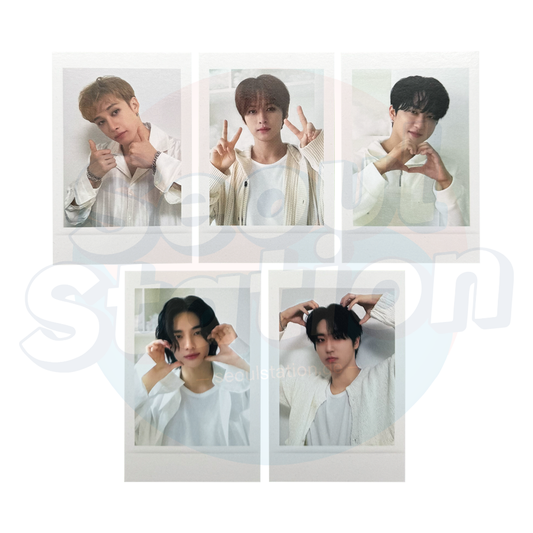 Stray Kids - Perfect Day With SKZ - 2024 Stray Kids Season's Greetings - Apple Music Polaroid Photo Card