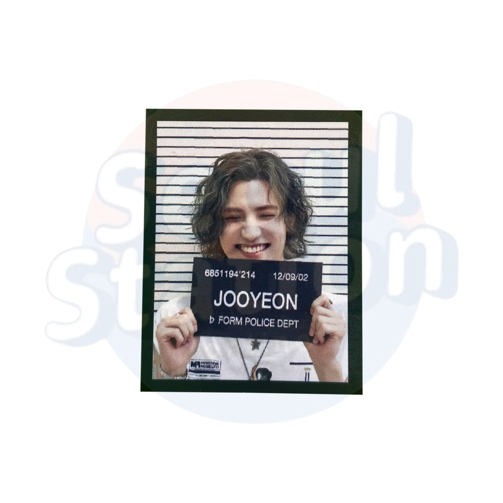 Xdinary Heroes - 3rd Mini Album "Deadlock" - JYP Shop Mini ID Picture Jooyeon Black