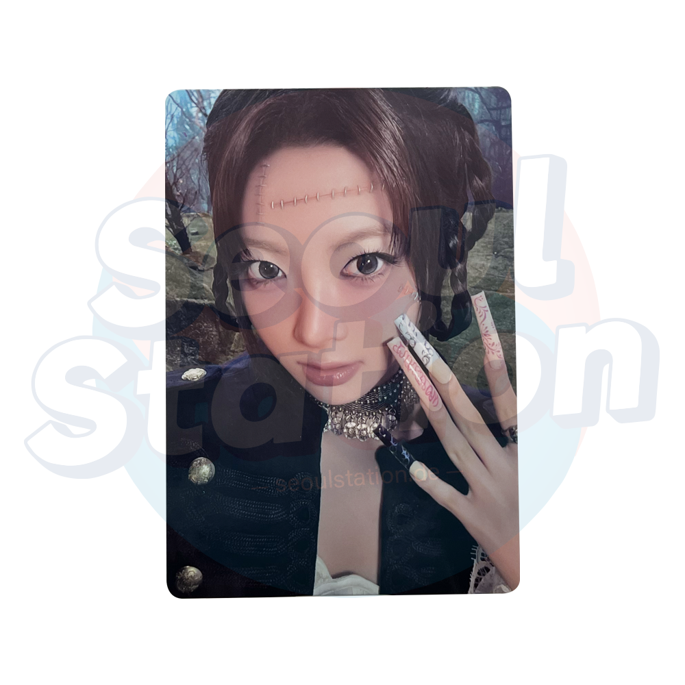 LE SSERAFIM - 2nd Studio Album pt.1 'PUREFLOW' - WEVERSE Standing Photo - Eunchae