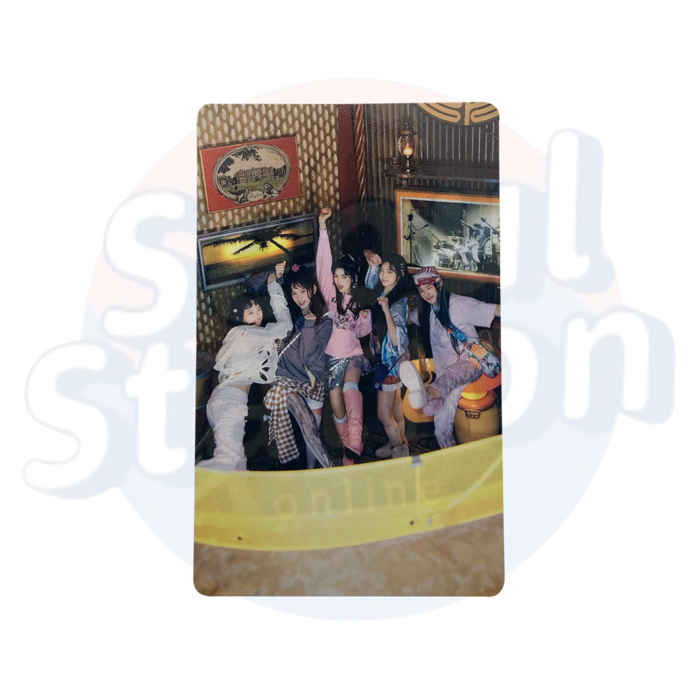 NEW JEANS - GET UP - WEVERSE Gifts Photo Card