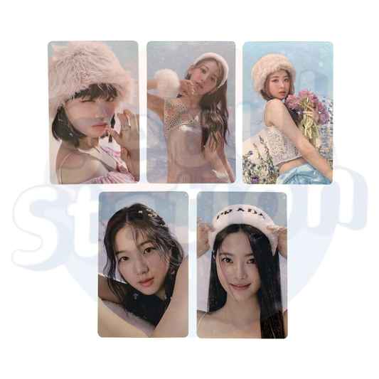 LE SSERAFIM - ANTIFRAGILE - WEVERSE Photo Card (White back) - Snow Ver.