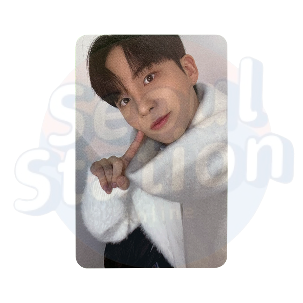 ATEEZ - 8MIS Snowman Factory - Printed Autograph Photo Card jongho