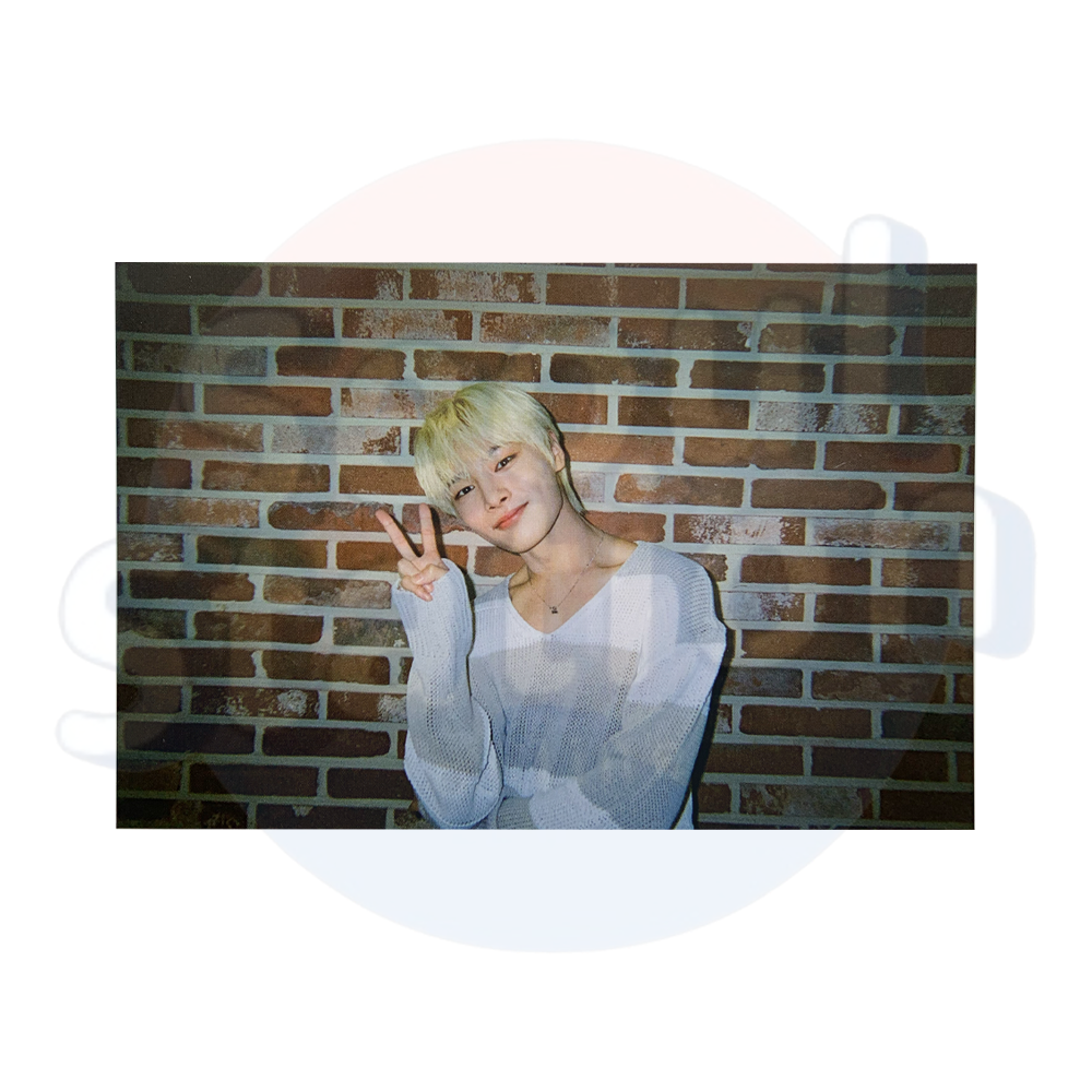 Stray Kids - MAXIDENT - Soundwave Film Camera Photo i.n