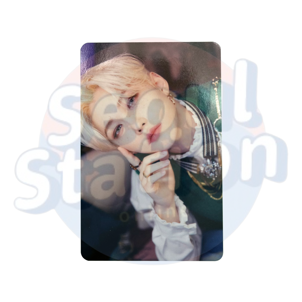 Stray Kids X SKZOO - Felix - THE VICTORY Photo Cards
